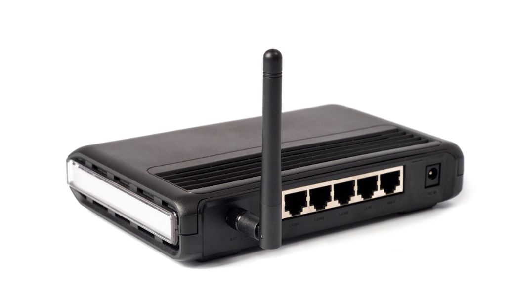 家庭宽带如何连接无线路由器